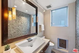 2910 Strongs Dr, Venice, CA 90291 - Photo 22