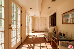 419 Hillside Ln, Santa Monica, CA 90402 - Photo 24