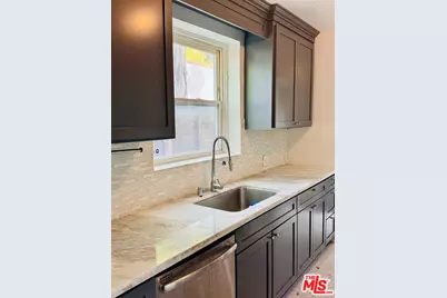 1426 Hauser Blvd, Los Angeles, CA 90019 - Photo 8