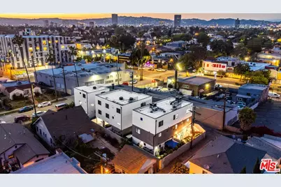 1414 S Orange Dr, Los Angeles, CA 90019 - Photo 32