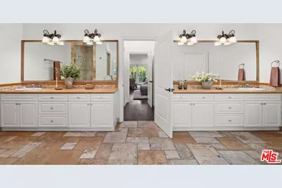 13164 Magnolia Blvd, Sherman Oaks, CA 91423 - Photo 40