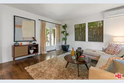 9039 Phyllis Ave, West Hollywood, CA 90069 - Photo 8