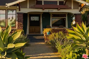 2337 W 29th Pl, Los Angeles, CA 90018 - Photo 2