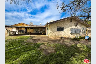 1129 Greenwood Dr, Bakersfield, CA 93306 - Photo 20