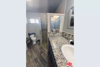 1129 Greenwood Dr, Bakersfield, CA 93306 - Photo 16