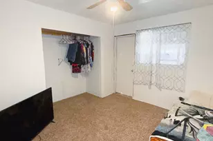 1129 Greenwood Dr, Bakersfield, CA 93306 - Photo 12