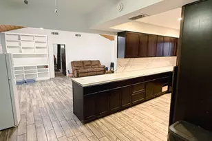 1129 Greenwood Dr, Bakersfield, CA 93306 - Photo 4