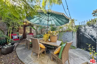 1538 N Crescent Heights Blvd, West Hollywood, CA 90046 - Photo 12