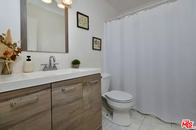 10341 Canoga Ave #3, Chatsworth, CA 91311 - Photo 28