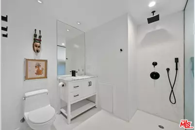 24928 Malibu Rd, Malibu, CA 90265 - Photo 30