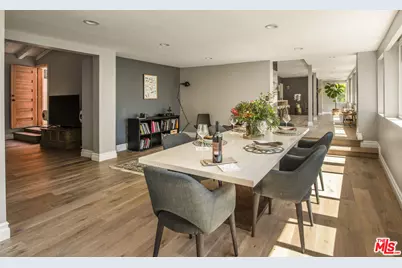 6970 La Presa Dr, Los Angeles, CA 90068 - Photo 10