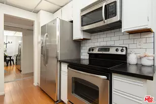 1131 Alta Loma Rd, West Hollywood, CA 90069 - Photo 8