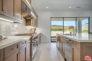 11865 Red Hawk Ln, Porter Ranch, CA 91326 - Photo 18