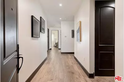 10523 Ashton Ave #101, Los Angeles, CA 90024 - Photo 14