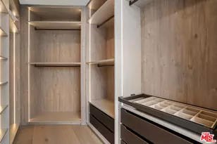 7135 Hollywood Blvd, Los Angeles, CA 90046 - Photo 32