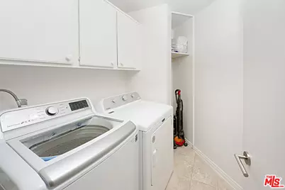 200 N Swall Dr #553, Beverly Hills, CA 90211 - Photo 12