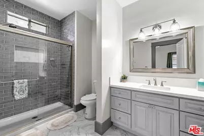 1519 W 51st Pl, Los Angeles, CA 90062 - Photo 24