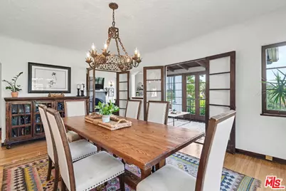 2042 Balmer Dr, Los Angeles, CA 90039 - Photo 18