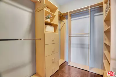 1414 S Beverly Glen Blvd #301, Los Angeles, CA 90024 - Photo 24