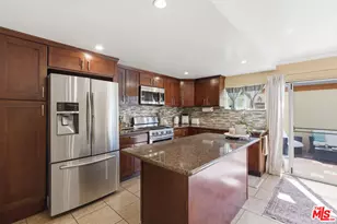 9781 S Karmont Ave, South Gate, CA 90280 - Photo 18