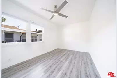 12012 Washington Pl, Los Angeles, CA 90066 - Photo 44