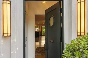8980 Lloyd Pl, West Hollywood, CA 90069 - Photo 4