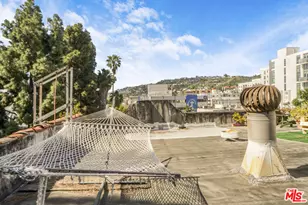 7063 Lanewood Ave, Los Angeles, CA 90028 - Photo 22