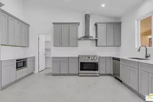 7160 Olympic Rd, Joshua Tree, CA 92252 - Photo 10