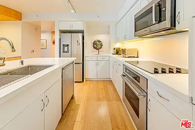600 W 9th St #516, Los Angeles, CA 90015 - Photo 12