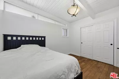 18342 Blackhawk St, Porter Ranch, CA 91326 - Photo 32
