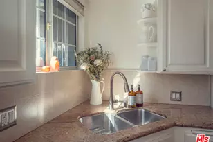 14702 Cohasset St, Van Nuys, CA 91405 - Photo 10