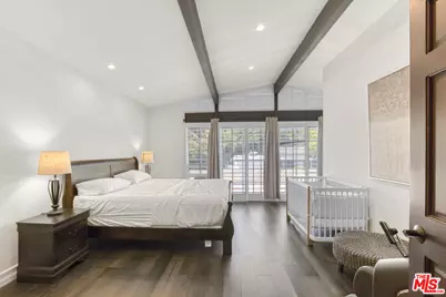 3970 Ellenita Ave, Tarzana, CA 91356 - Photo 16