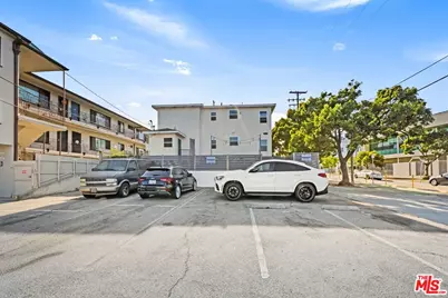 1805 7th St #1, Santa Monica, CA 90401 - Photo 8