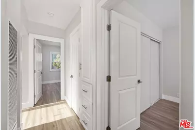 1805 7th St #1, Santa Monica, CA 90401 - Photo 32