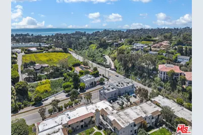 6472 Cavalleri Rd, Malibu, CA 90265 - Photo 24