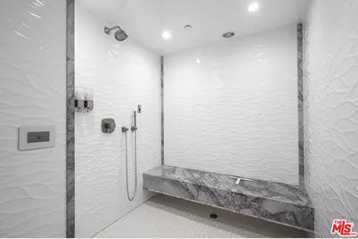 10601 Wilshire Blvd #1403, Los Angeles, CA 90024 - Photo 36
