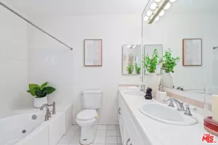 102 N Sweetzer Ave, Los Angeles, CA 90048 - Photo 14