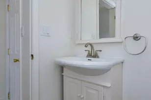 8800 Etiwanda Ave, Northridge, CA 91325 - Photo 22