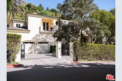 1160 Chantilly Rd, Los Angeles, CA 90077 - Photo 32