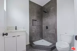 6461 Woodley Ave, Van Nuys, CA 91406 - Photo 62