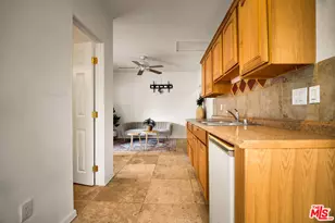 19120 Hartland St, Reseda, CA 91335 - Photo 40