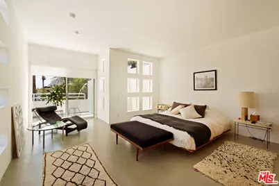 1421 Cabrillo Ave #4, Venice, CA 90291 - Photo 10