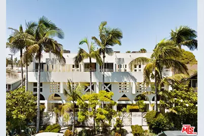 1421 Cabrillo Ave #4, Venice, CA 90291 - Photo 1