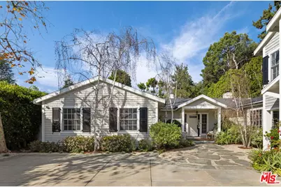 826 Norway Ln, Los Angeles, CA 90049 - Photo 4