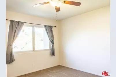27656 Ironstone Dr #2, Canyon Country, CA 91387 - Photo 12