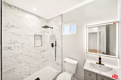 204 E 88th St #204, Los Angeles, CA 90003 - Photo 16