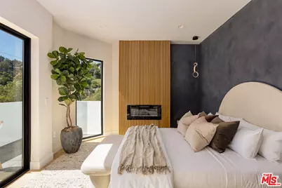 512 Rustic Dr, Los Angeles, CA 90065 - Photo 30