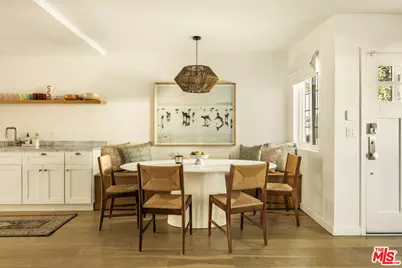 5444 W 77th St, Los Angeles, CA 90045 - Photo 2