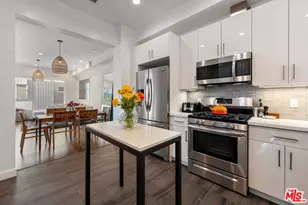 6024 W Beachwood Ln, Los Angeles, CA 90038 - Photo 8