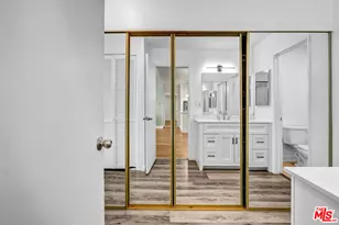 18620 Hatteras St, Tarzana, CA 91356 - Photo 28